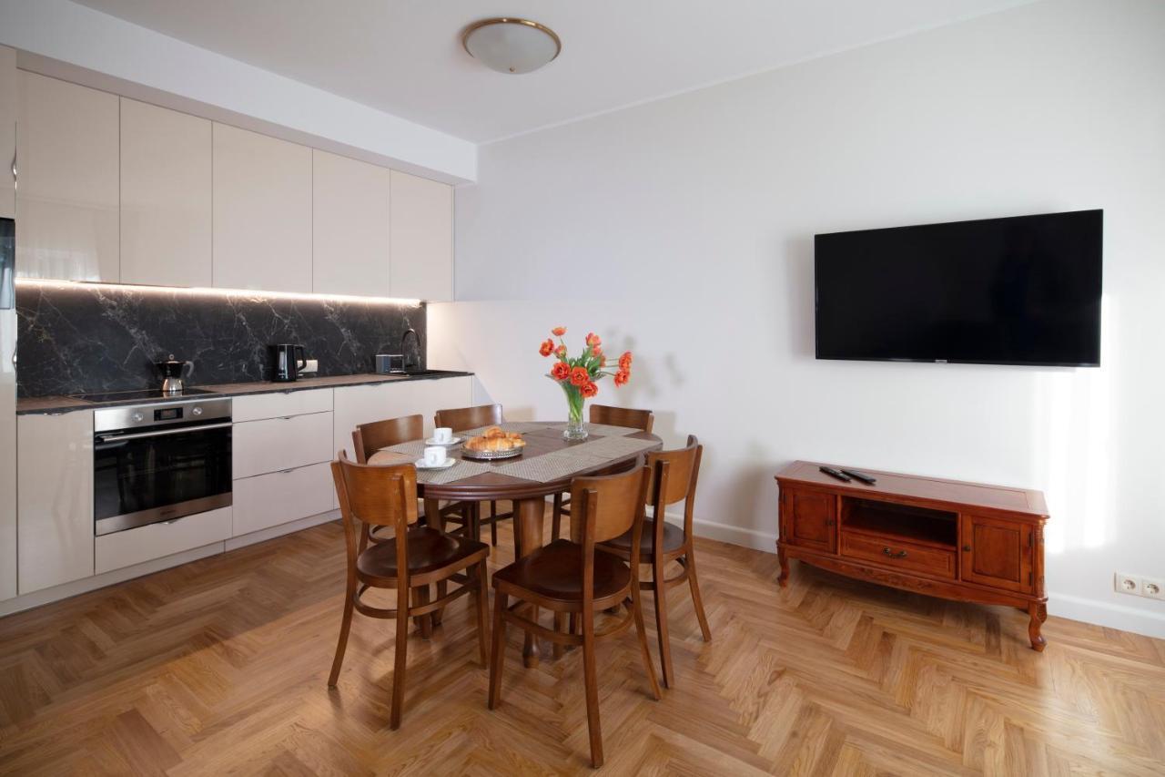 Villa Acacia Kaunas Extérieur photo